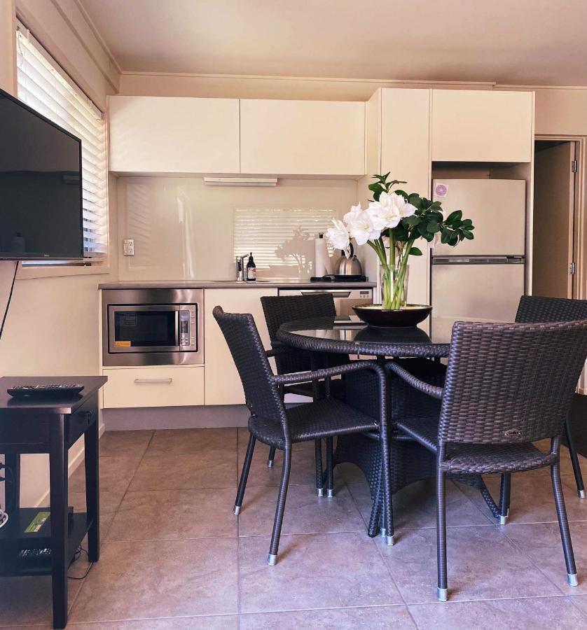 Retreat On Rita ~ Downtown Mount Maunganui With Beach Access Esterno foto
